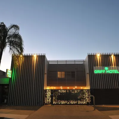 The Griff Motel Hotels near Griffith, NSW