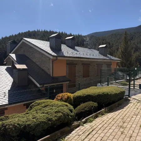 120 La Molina · Panoramic views 5 minutes from La Molina Ski Resort