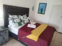 J&J Paradise Guesthouse - Pensions