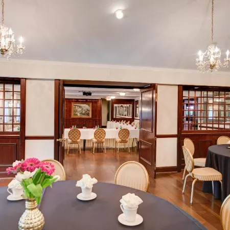 Nassau Inn