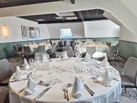 Ibis Beaune la Ferme Aux Vins - Uima-altaat