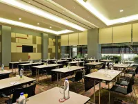 Ibis Nashik - Haustierfreundliche
