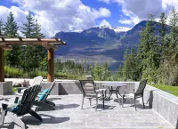 New Denver Lodge - 3-Star