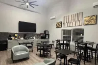 溫德姆戴斯酒店，卡姆登，阿肯色州 - 2星級
