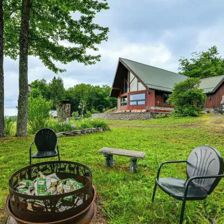 Secluded Oxford Cabin on 75 Acres: Sunset Views!