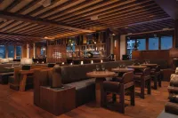 Hotel Canoe & Suites - bar