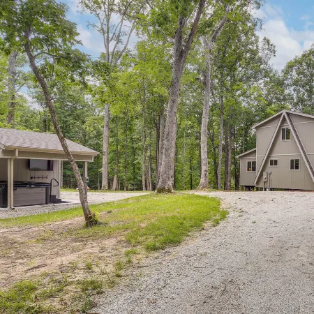 Trails, Golf & Beaches! Luxe Innsbrook Resort Stay