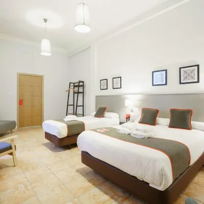 La Perla Granada Suites Hotels in der Nähe von Calle Elvira