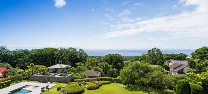 the salon IZUKOGEN Hotels & Resort Hotele w: Itō