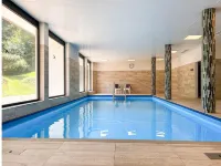 Moderne Wohnung mit Balkon - Pools