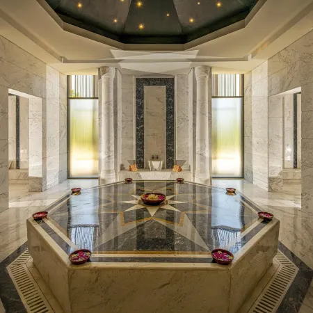 Rixos Premium Magawish Suites and Villas