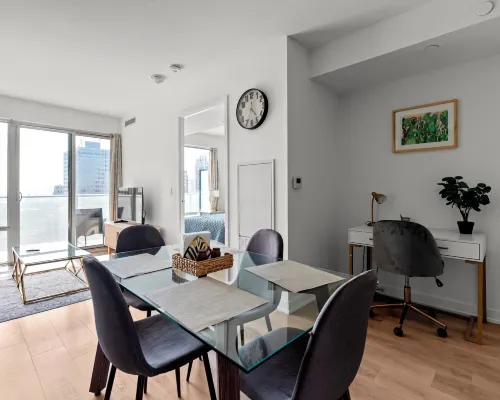 The Teahouse Condos by Globalstay in Downtown Toronto Hotels near Danforth