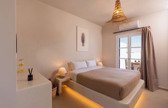 Cycladic Charm