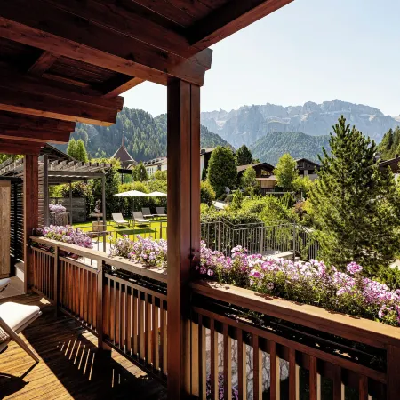 Boutique Hotel Nives - Luxury & Design in the Dolomites