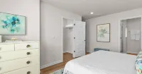 Bayside Getaway - Near Beach - Villas