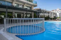 Marmaris Alkan Hotel - Pools