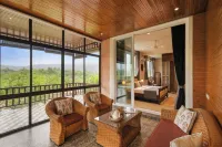 ELIVAAS Aaraa 4BHK Luxury Pool Villa - 4 estrellas