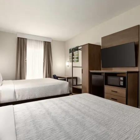 Baymont by Wyndham la Grange KY Southeast