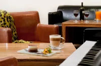 فندق ليوناردو طبريا - بار