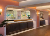 Ocean Key Resort & Spa, a Noble House Resort - bar