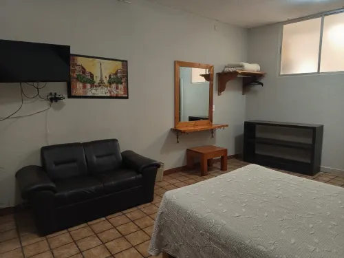 Hotel Casa Barcelona San Luis Potosí - 2성급