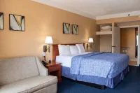 Hatteras Island Inn - parking