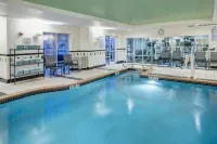 Fairfield Inn & Suites Wilmington/Wrightsville Beach - Swimmingpools