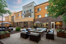 Courtyard Mankato
