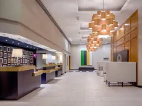 DoubleTree by Hilton Hotel Houston - Greenway Plaza Hoteles cerca de Parque Water Wall