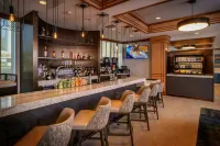Delta Hotels Huntington Mall - 3-Star