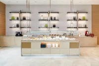 俄克拉何馬城布里克頓AC酒店 - 早餐