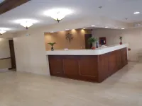 Royalton Inn and Suites, Wilmington,Ohio - parking