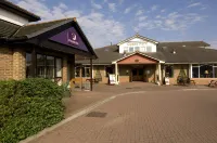 Premier Inn Cardiff City South - 3-Star