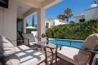 Private Villa with own pool 5 minutes drive to Coral Bay with 2 Sandy beaches - Private Pool