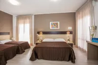 Hotel Gardenia - Airport Shuttle