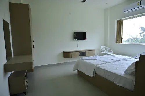 K2N Hotel - 2-Star