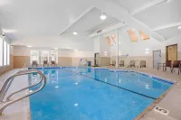 Edgewater Inn and Suites, Ascend Hotel Collection - Pet friendly