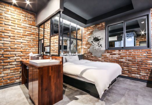 청도 숙소 인테리어