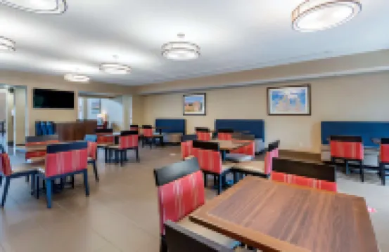 Comfort Suites Auburn Near I-69