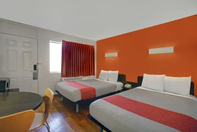 Motel 6 Santa Clara, CA فنادق في سانتا كلارا