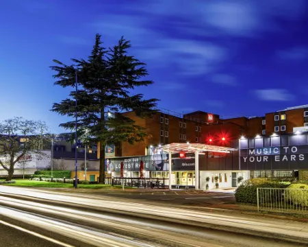 倫敦希思羅機場宜必思酒店 希靈登酒店