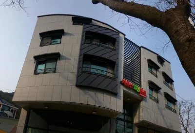 Gongju Gyeryongsan Healing Pension Hotel dekat Donghaksa