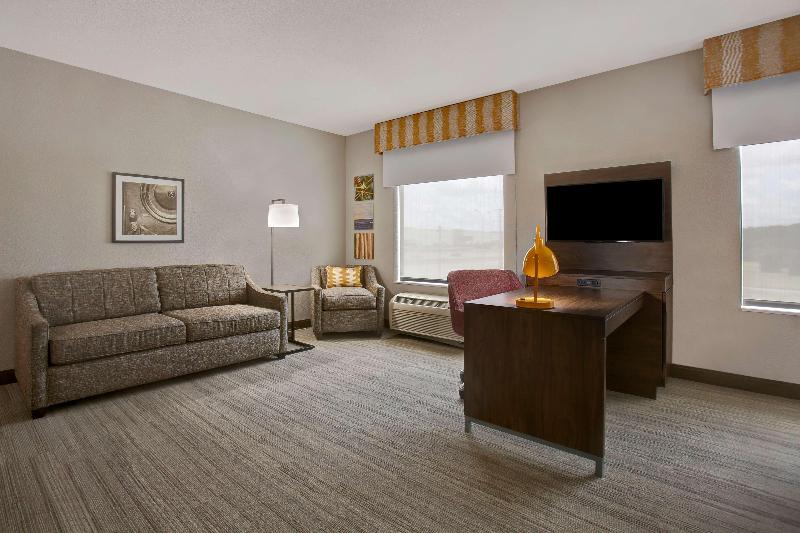 Hampton Inn & Suites Dallas-DeSoto