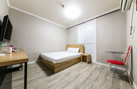 Hyumotel Отели в г. Чансон