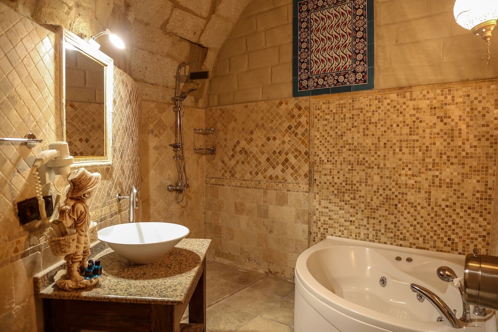 Goreme Palace Cave Suites