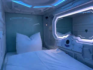 Space Night Capsule Hotel