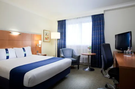 Holiday Inn London - Sutton Отели рядом с достопримечательностью «Стретэм Коммон»