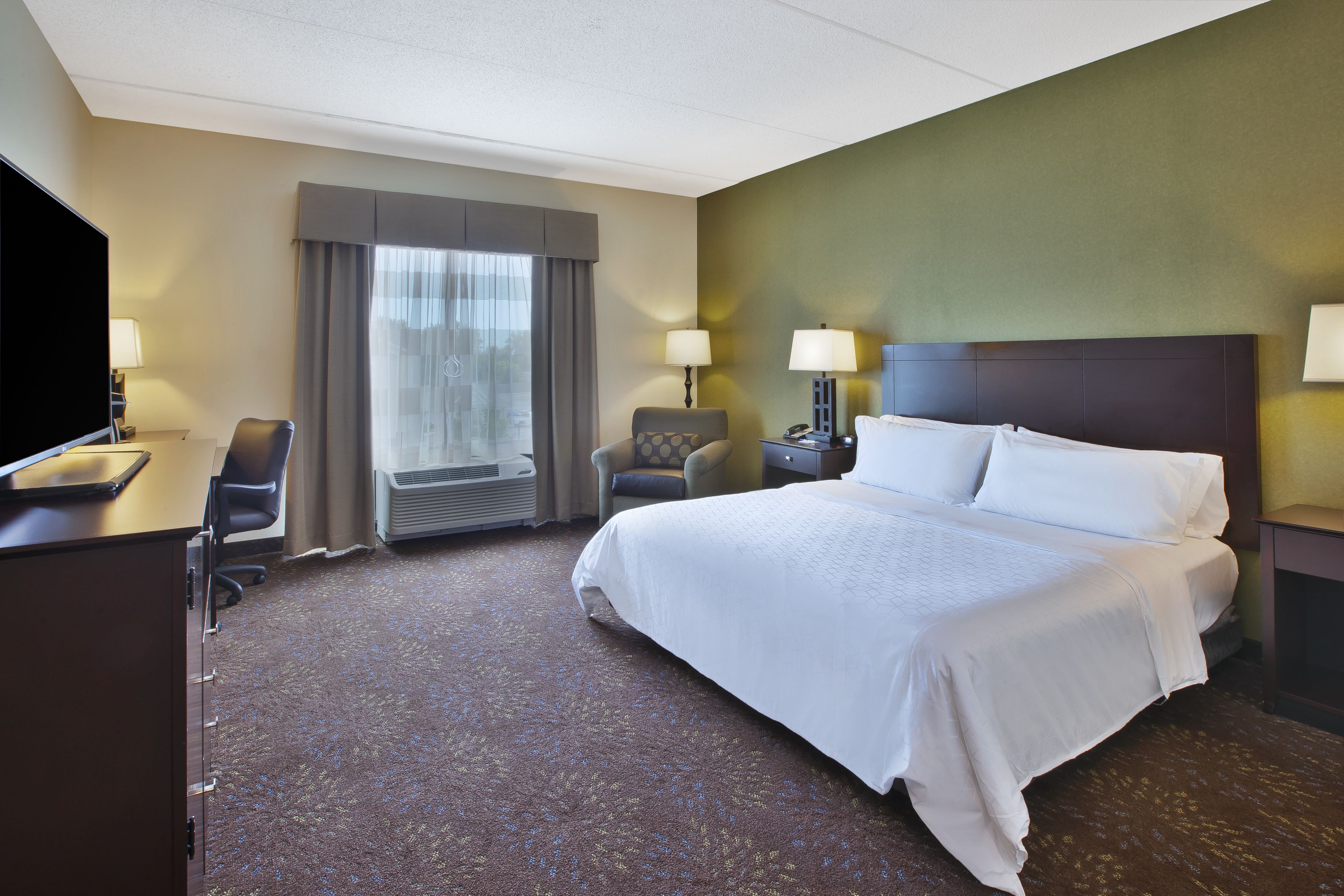 Holiday Inn Express & Suites Geneva Finger Lakes, an Ihg Hotel