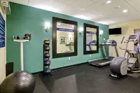 Hampton Inn & Suites by Hilton Saint John - Phòng tập thể hình