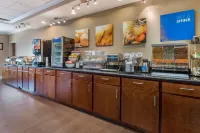 Comfort Inn & Suites - breakfast